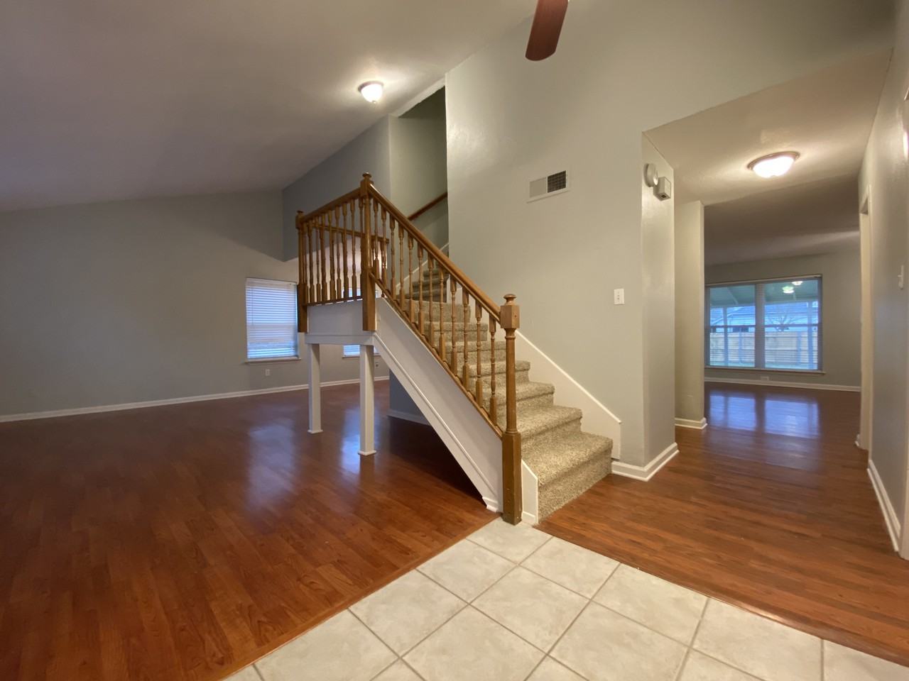 8906 Doliver Dr - Photo 2 of 16