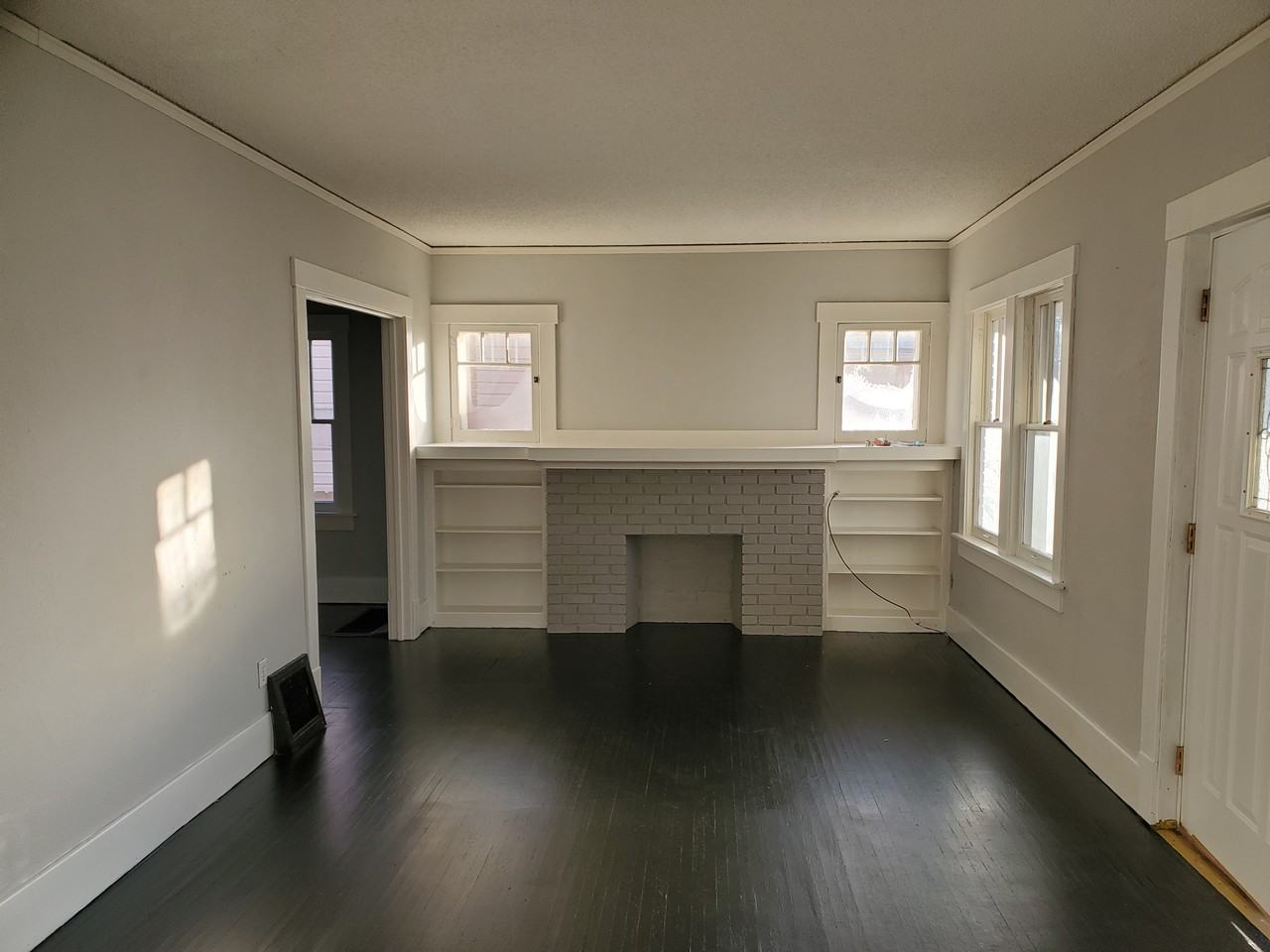 1454 E Main St - Photo 2 of 9