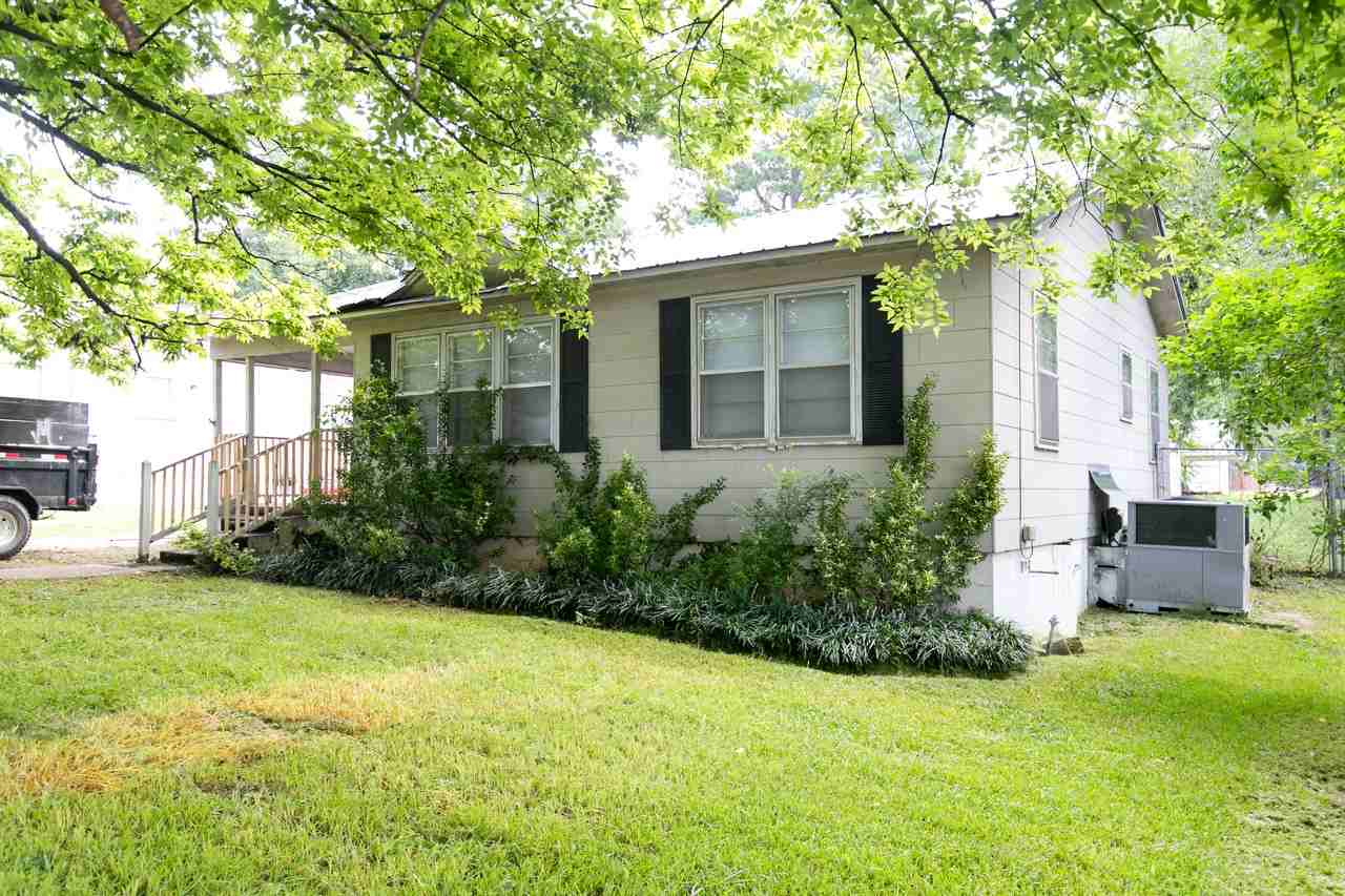 102 Viola Ave - Photo 3 of 26