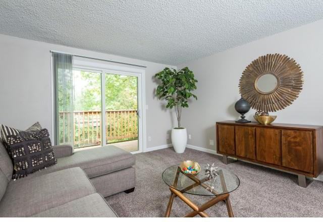 West End Apartments - Photo 5 of 34