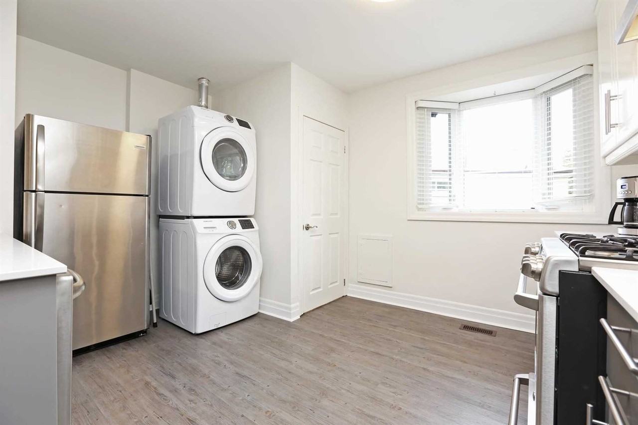 213 Rosedale Drive - Photo 3 of 21