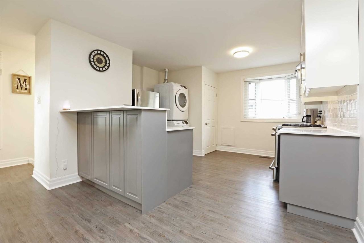 213 Rosedale Drive - Photo 2 of 21