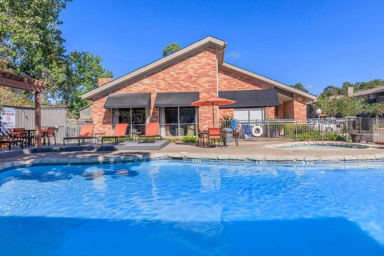 Autumnwood - Photo 3 of 43