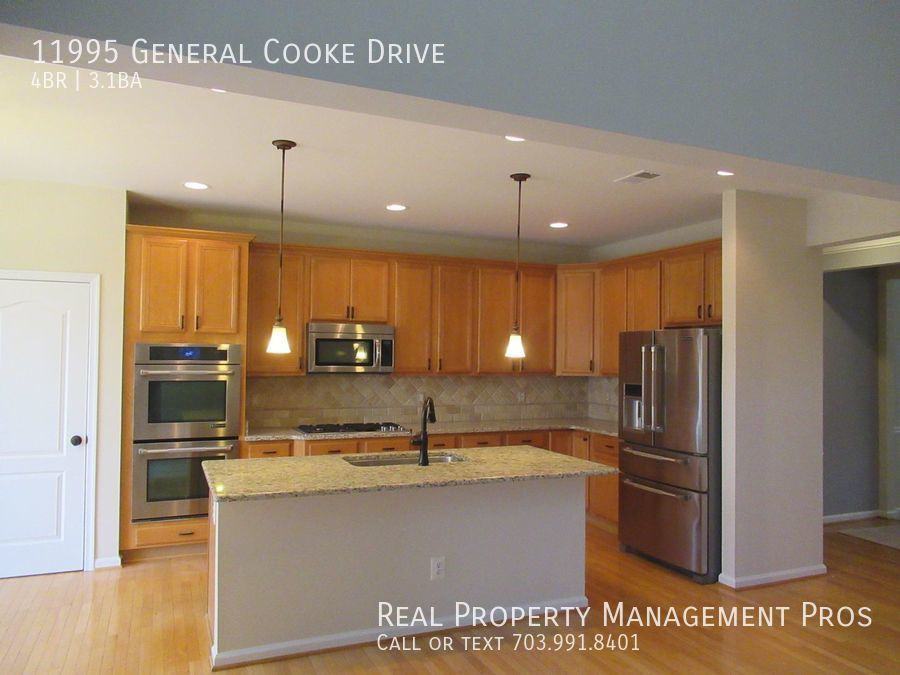 11995 General Cooke Dr - Photo 3 of 45