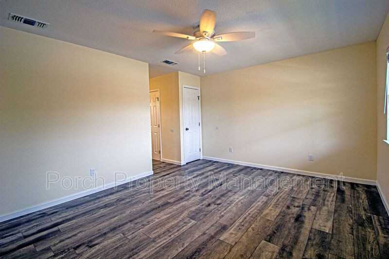 161 E Strong St #A - Photo 4 of 18