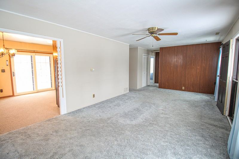 5640 Vermont St Sw - Photo 3 of 17