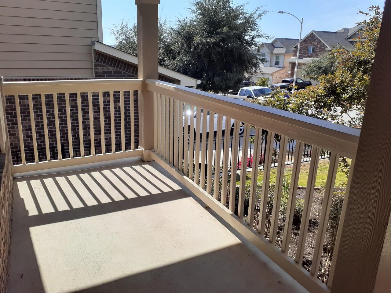 10213 Copper Ridge Cv #1 - Photo 3 of 35