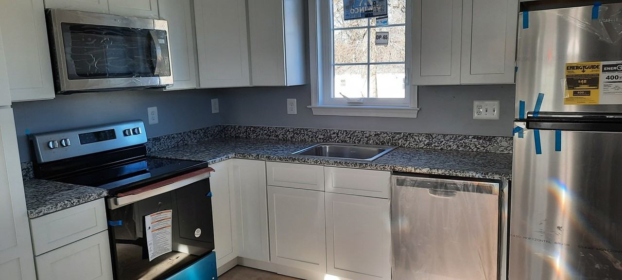 101 Vandiver Ct #101 - Photo 2 of 3