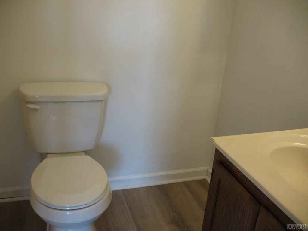 214 Old Oak Rd - Photo 3 of 9