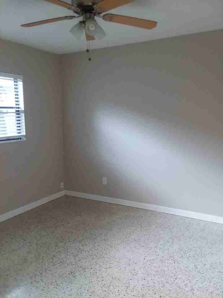 3100 E Jefferson St #3100 - Photo 5 of 7