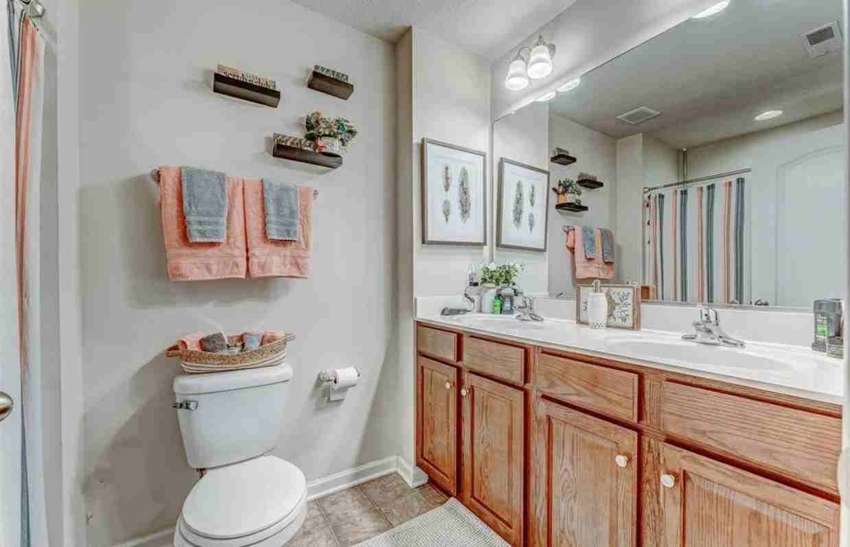 108 Auburn Dr #1 - Photo 6 of 22