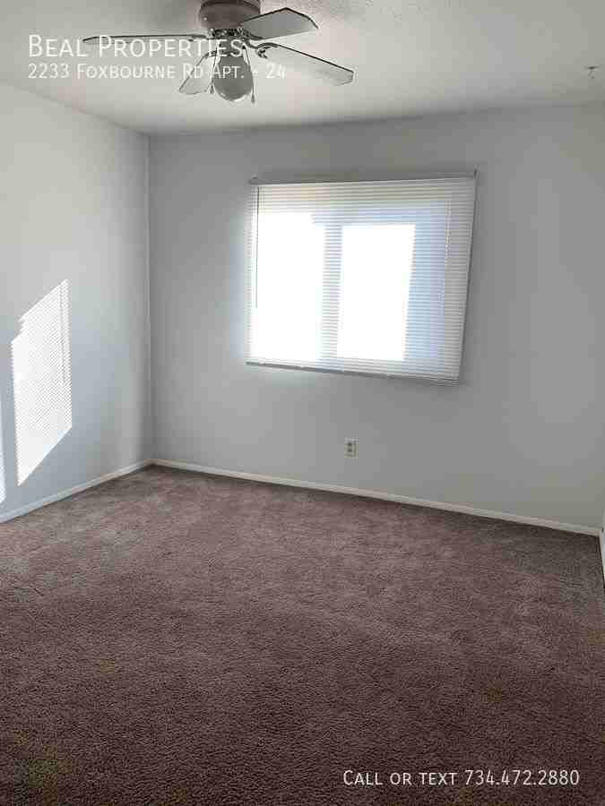 2233 Foxbourne Rd #24