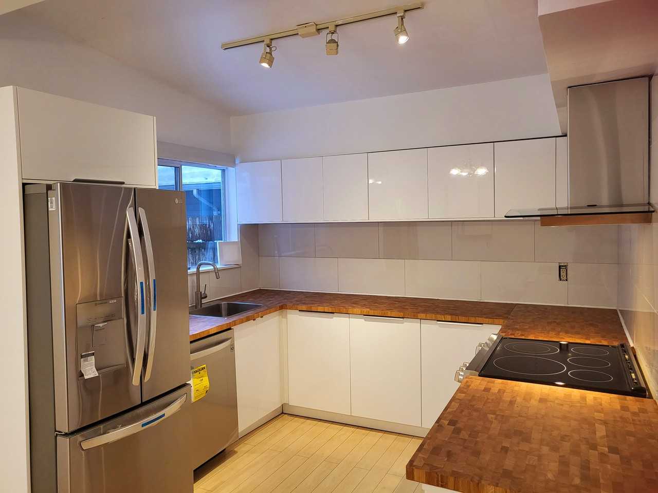 4041 Saint Georges Avenue - Photo 3 of 20