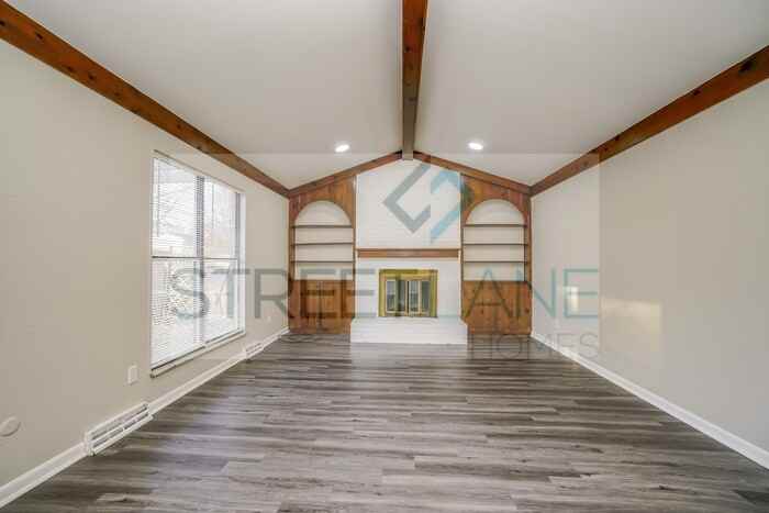 6627 Heather Ln - Photo 2 of 14