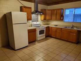 1905 W 16th Pl - Photo 1 of 1