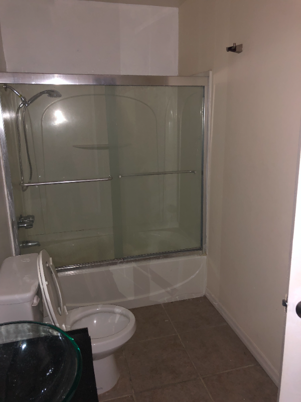 1405 N New Hampshire Ave #106 - Photo 5 of 9