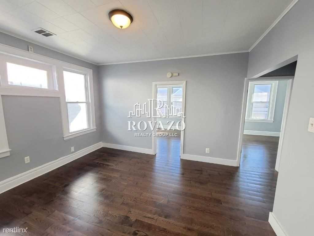 67 Halstead St - Photo 3 of 9