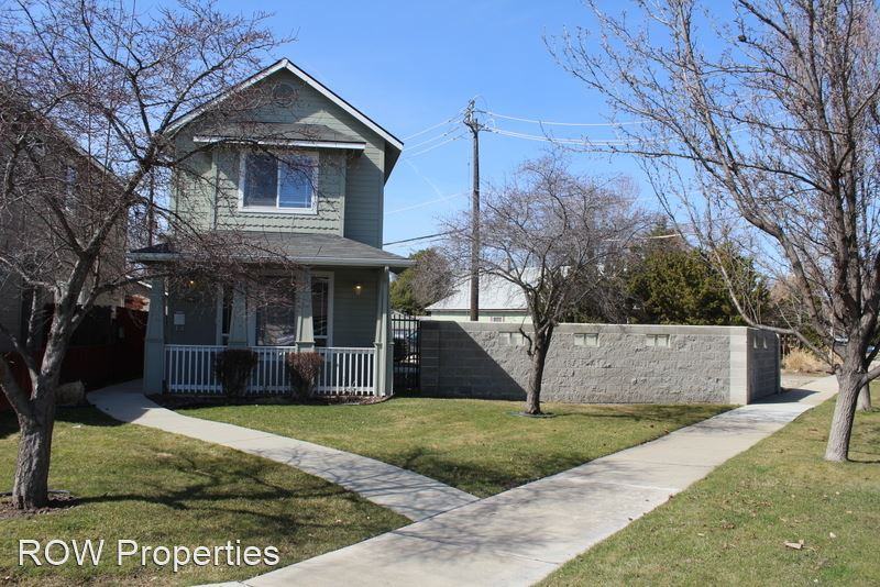 1601 S Euclid Ave - Photo 2 of 11
