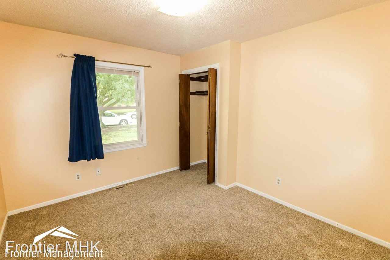 2200 Mcdowell Ave - Photo 3 of 14