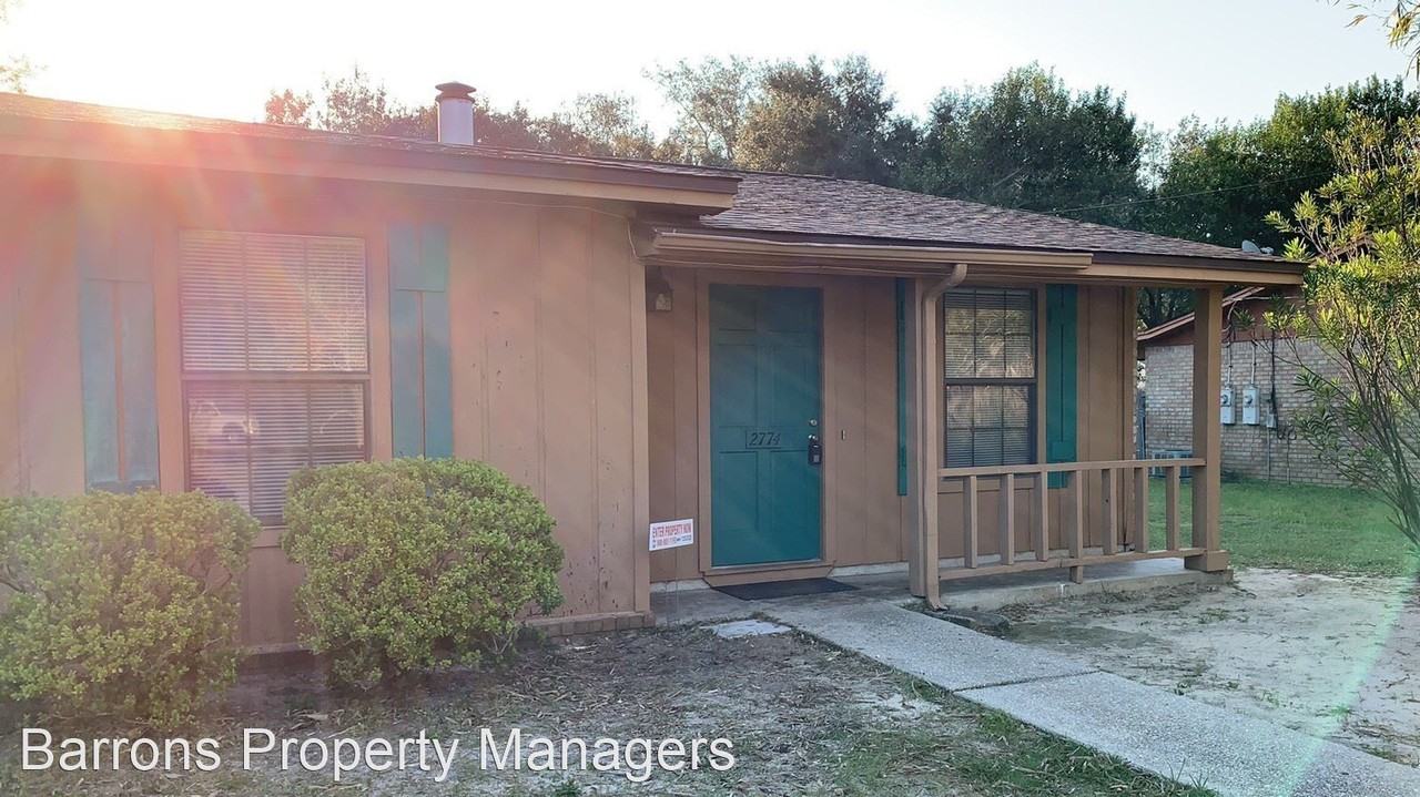 2774 Villa Woods Cir - Photo 2 of 17