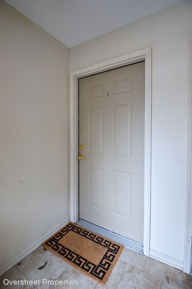 Gladney - Photo 3 of 11