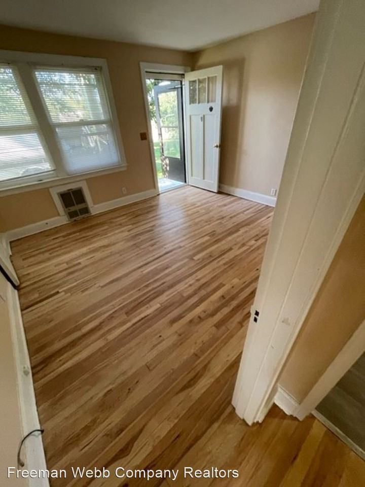 6004 Don Allen Ave. - Photo 2 of 3