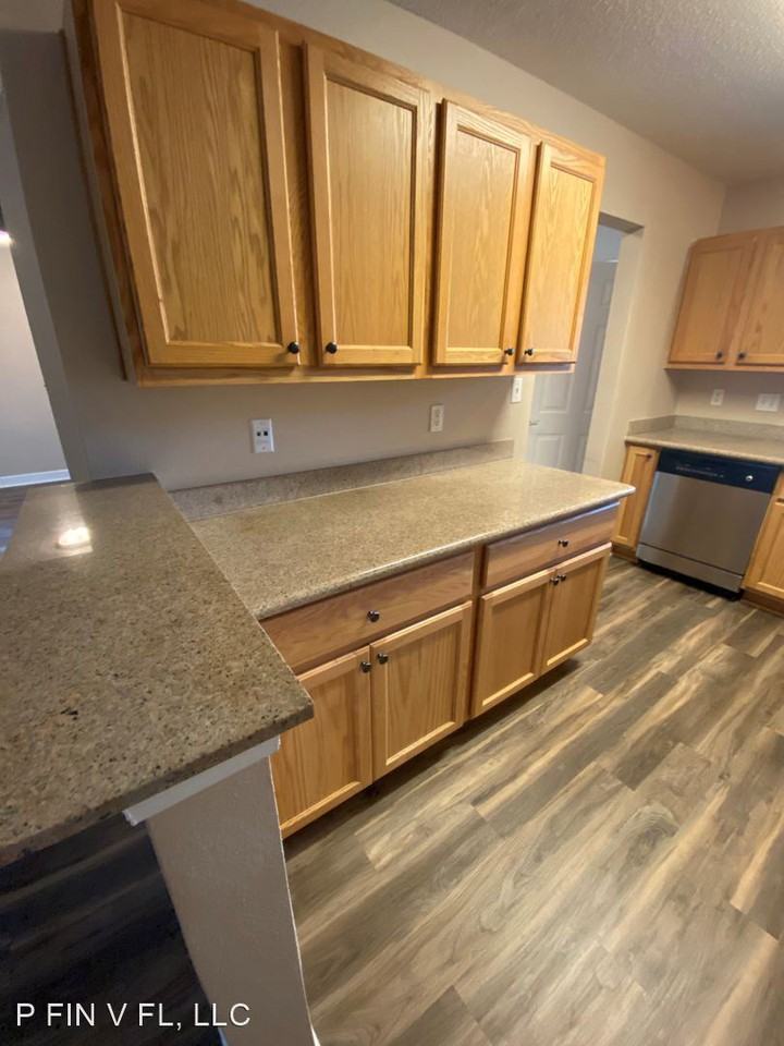 57 Assana Ct - Photo 2 of 10