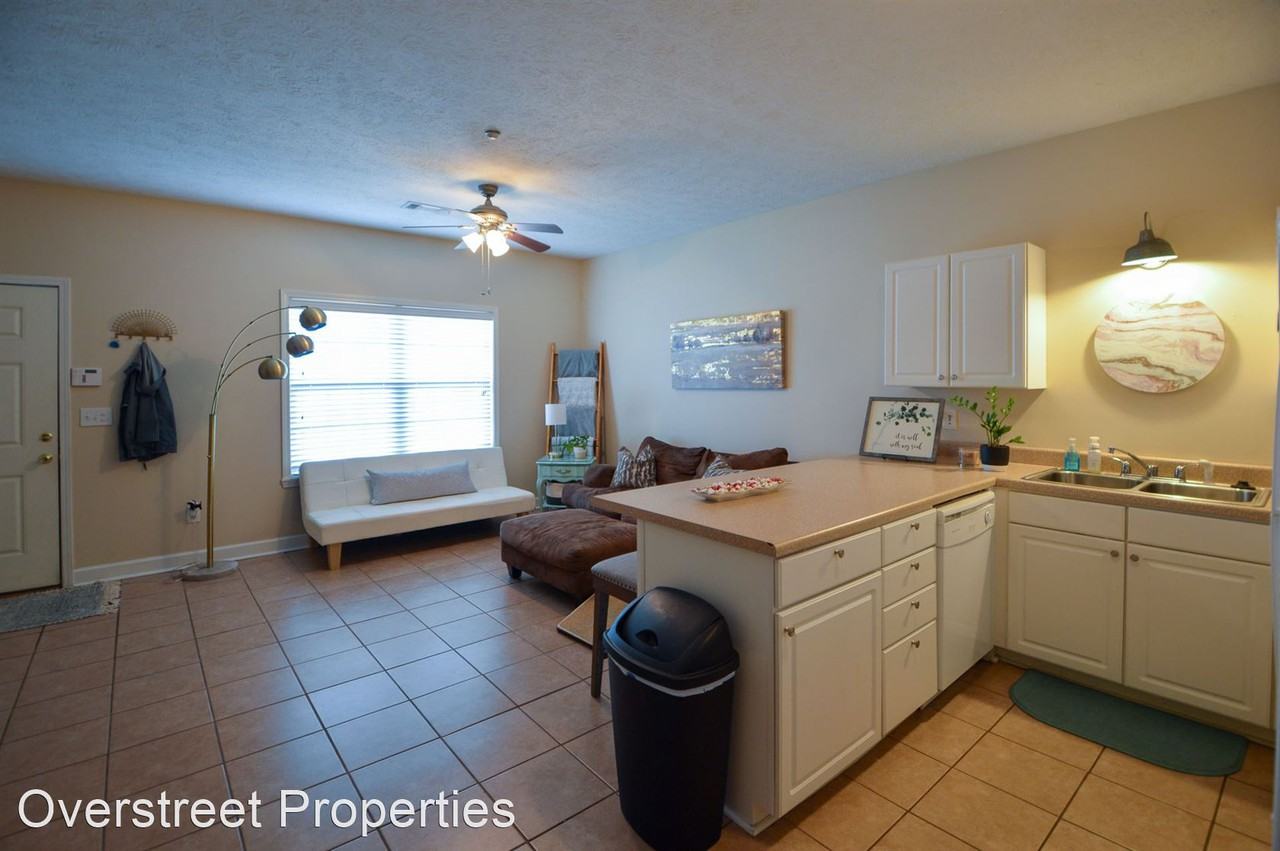 Charleston Cottages - Photo 2 of 16