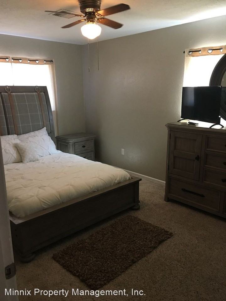 1813 Mcdonald St - Photo 2 of 14