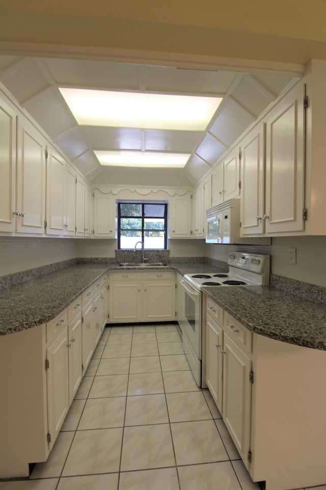 2516 E Milmar Dr - Photo 3 of 22