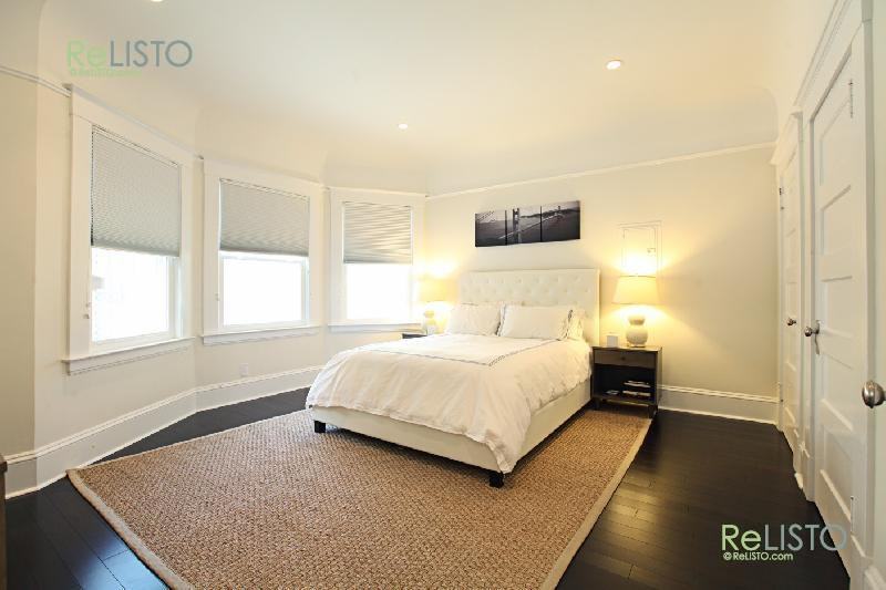 261 Corbett Ave - Photo 2 of 11