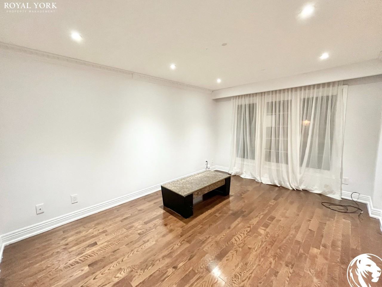 14 Newport Ave #1 - Photo 2 of 18