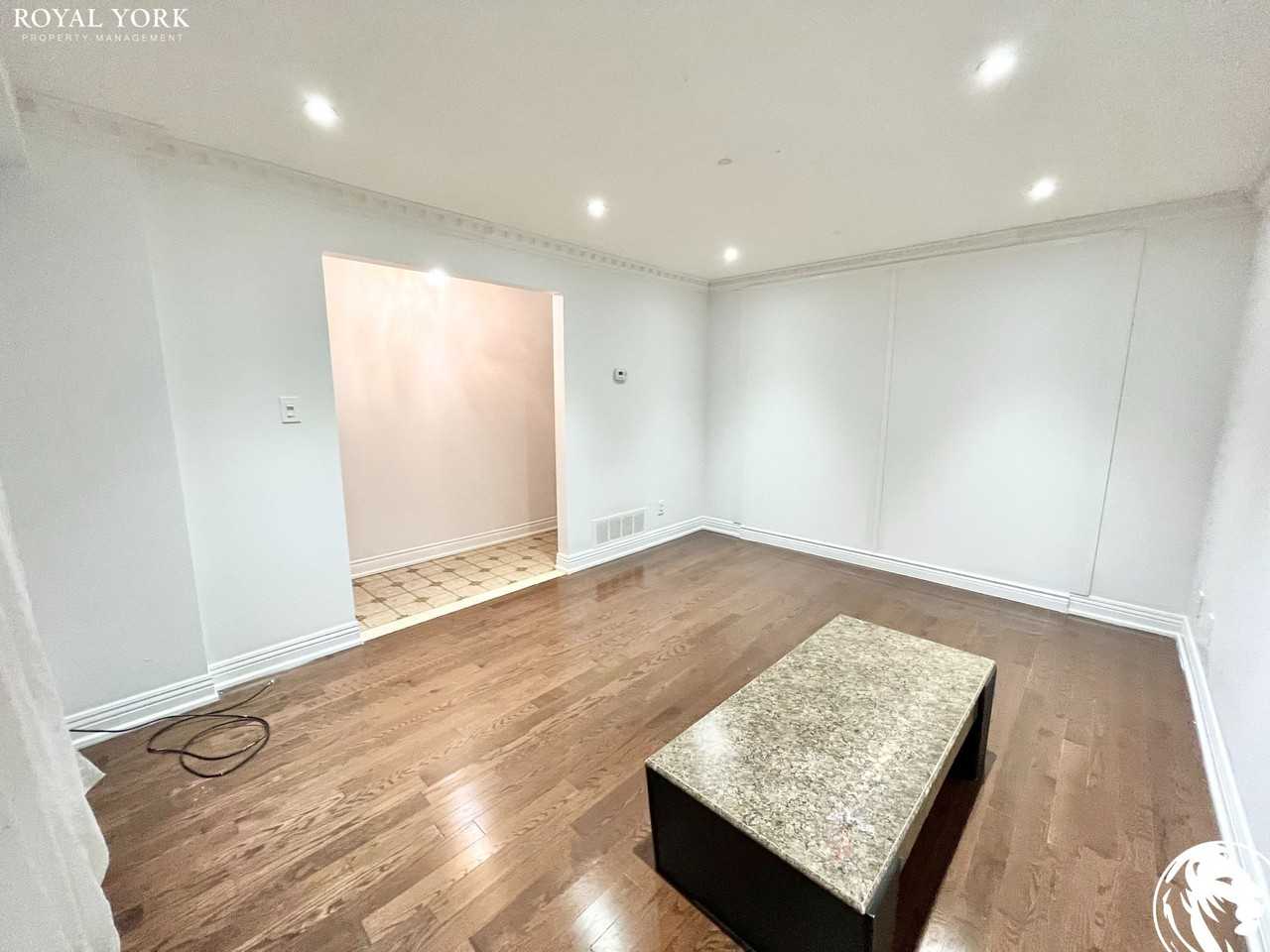 14 Newport Ave #1 - Photo 3 of 18