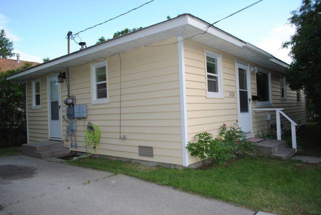 2320 7th Ave N - Photo 2 of 5