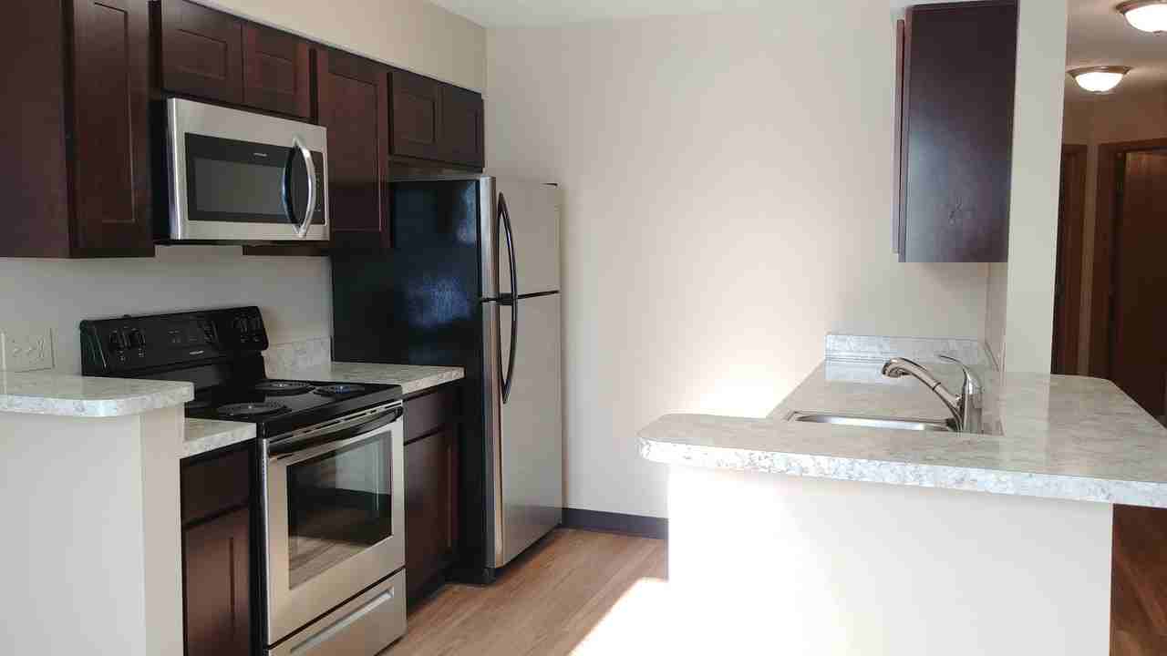 Big Sky Park Apartments - Photo 3 of 12