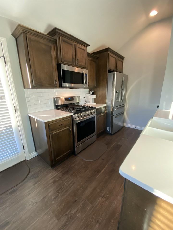 2622 Trailwood Dr #1 - Photo 6 of 32