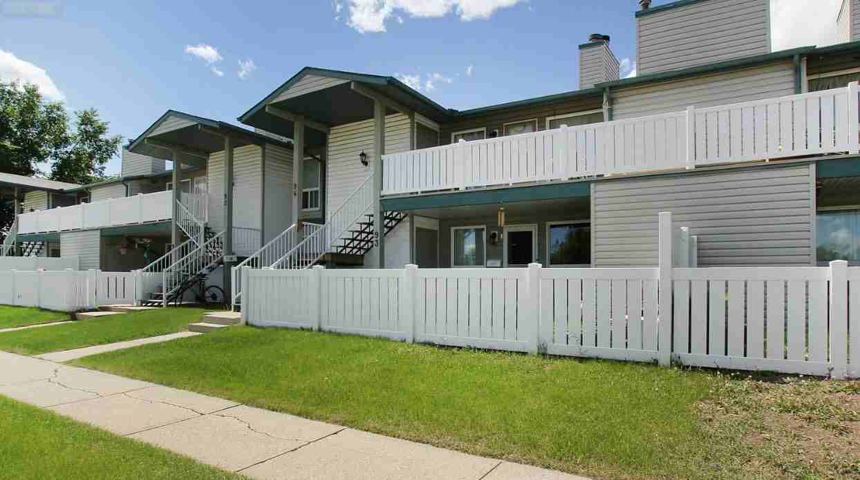 Emerald Place - Photo 2 of 16