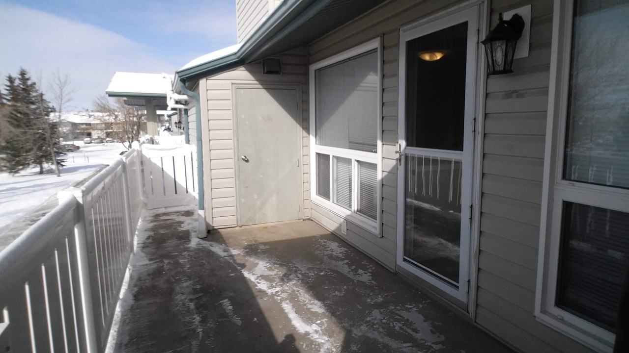 Emerald Place - Photo 3 of 16