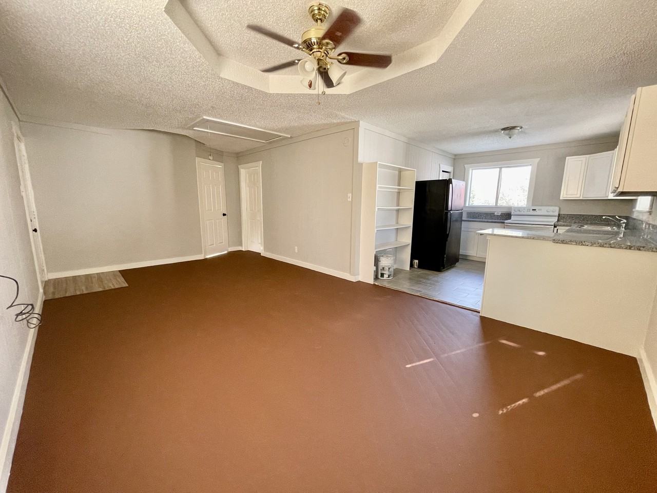 123 3rd St #B - Photo 2 of 11