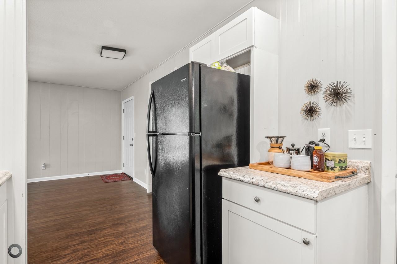 10 Tenbury Ln - Photo 3 of 12