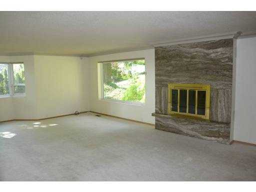 10510 SW 53rd Ave - Photo 3 of 12