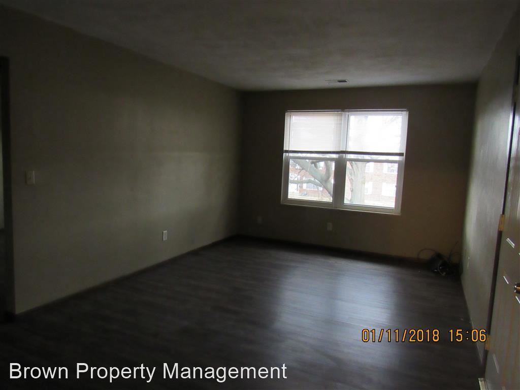 49 Ben Louis - Photo 3 of 7