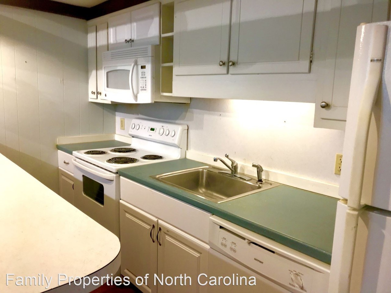 400 S. Spring St. - Photo 2 of 10