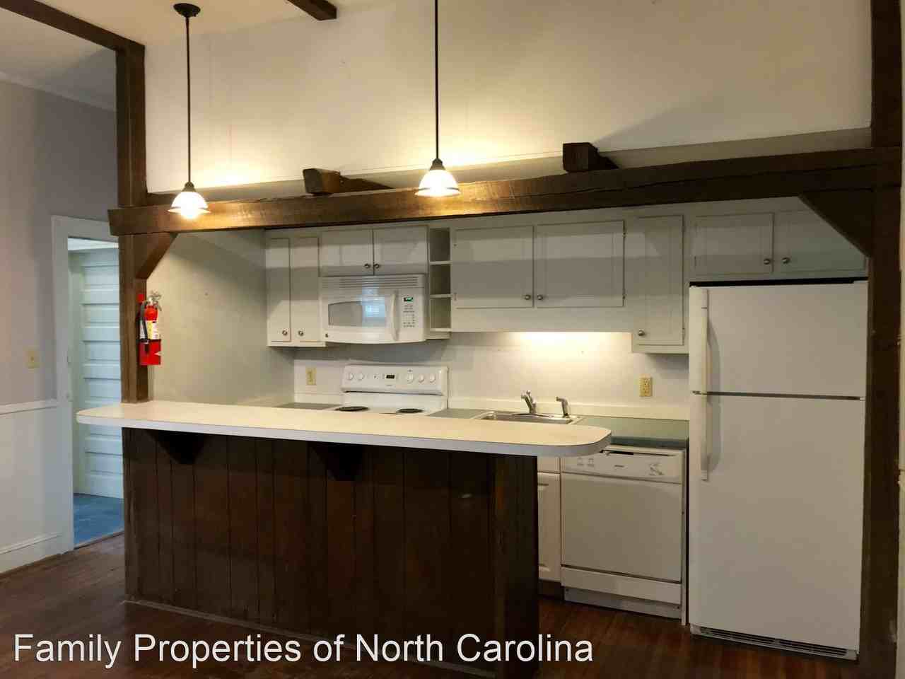 400 S. Spring St. - Photo 3 of 10