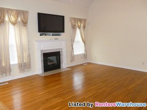 6648 Ascot Dr - Photo 3 of 13