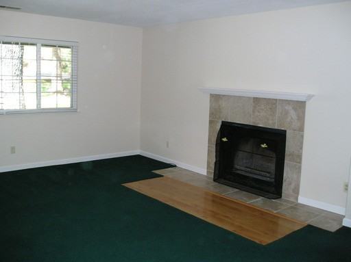 13780 Ferguson Dr - Photo 2 of 4