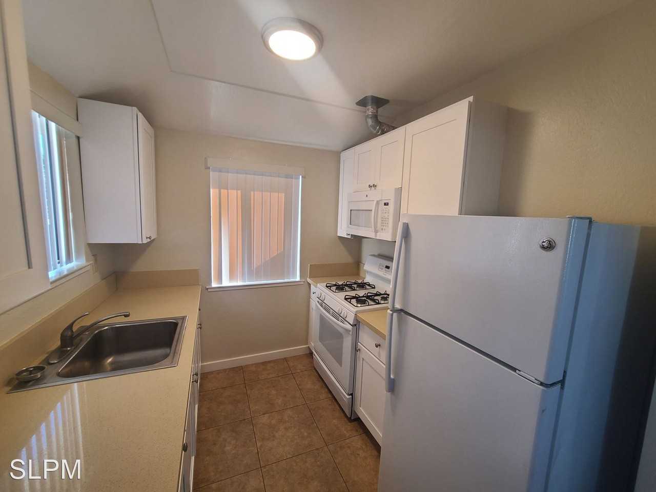 2126 Marina Blvd - Photo 2 of 7