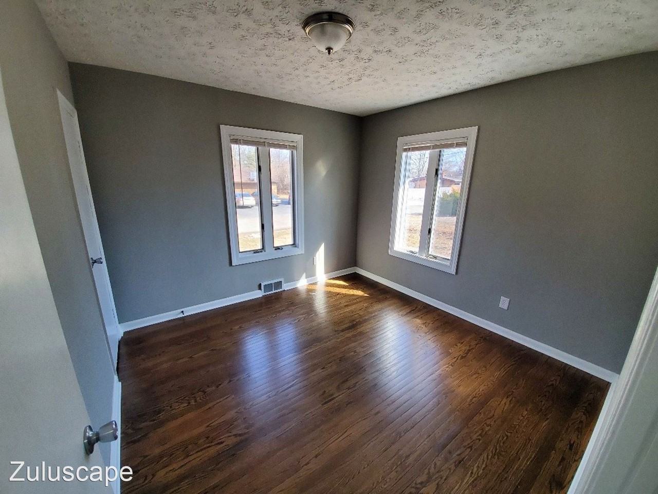 1665 N Coolidge Ave - Photo 3 of 17