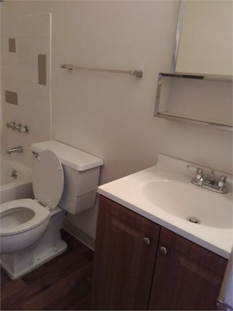 4334 N Chestnut St - Photo 7 of 10