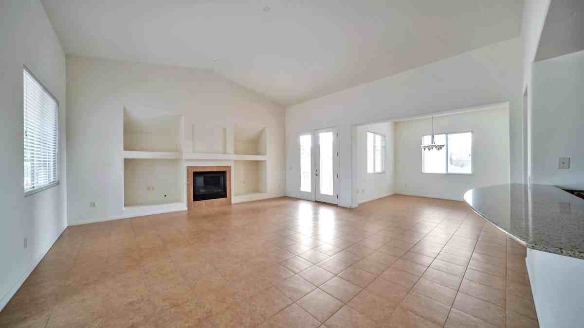 20 E Adytum Pl - Photo 4 of 23